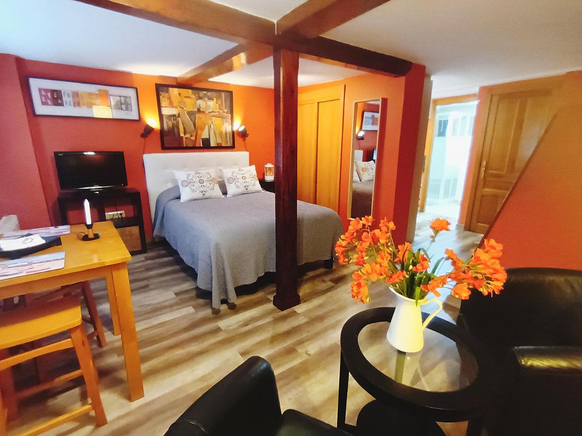 Apartamentos La Casa Del Pintor Кудільєро Екстер'єр фото